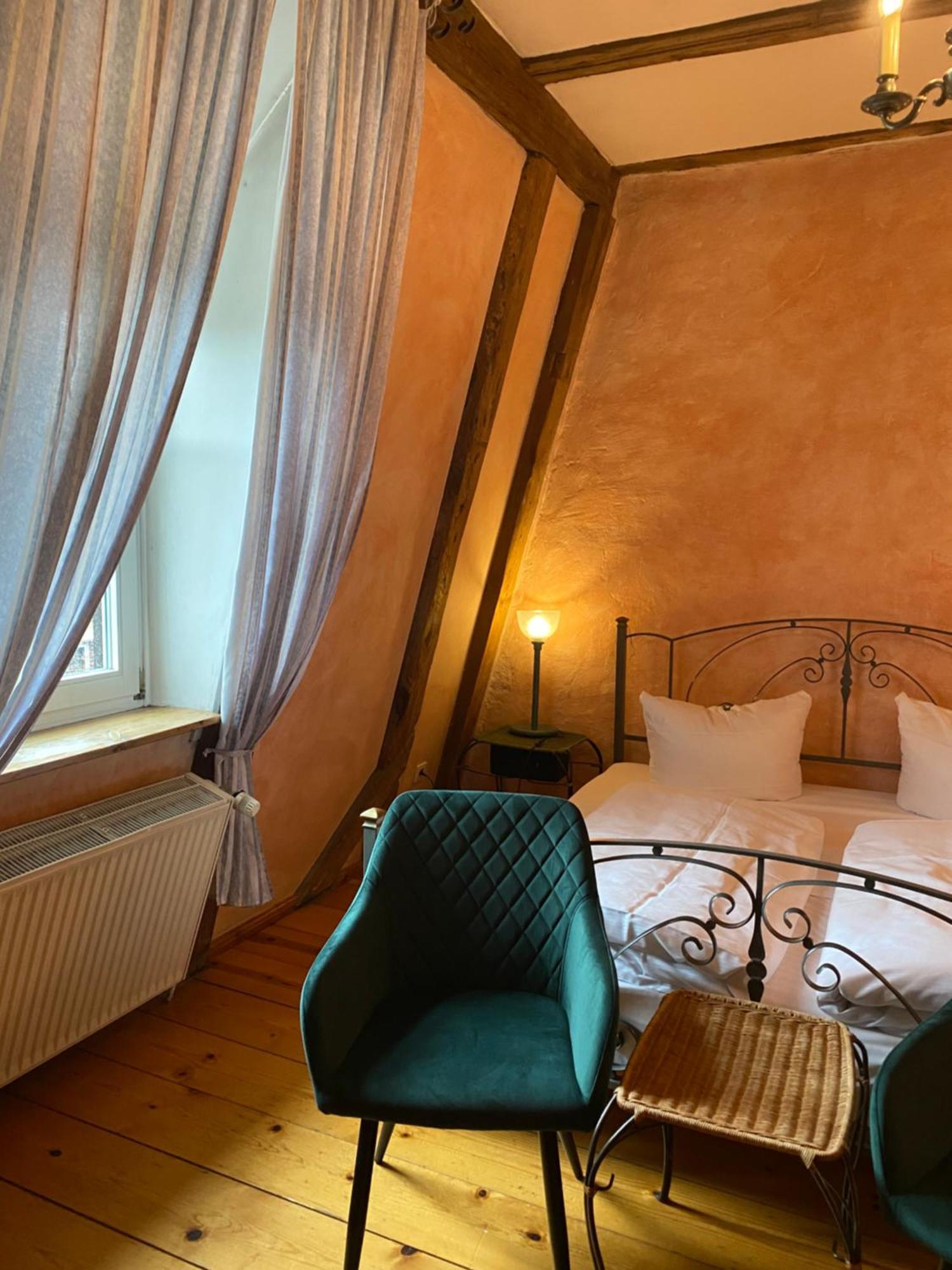 Hotel Alte Försterei Kloster Zinna Exteriör bild