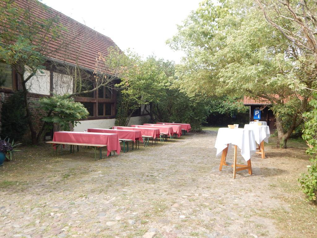 Hotel Alte Försterei Kloster Zinna Exteriör bild